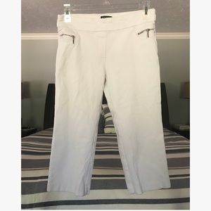 Soho Apparel Ltd. capri pants - white